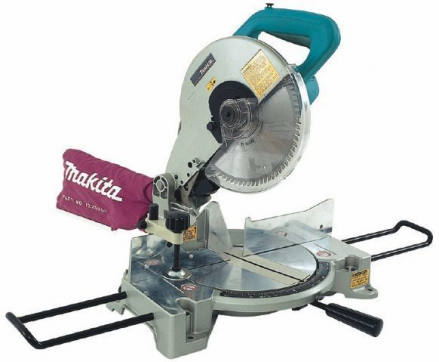 Торцовочная пила Makita LS1040 в прокат в Павлодаре. У нас лучшая цена за сутки! Возможность взять в аренду с выгодной скидкой до 40% при экспресс доставке 24/7. И помните, ночью стоимость еще дешевле на 30%! #арендапрокат #виброплита #выгодно